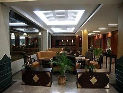 فندق ميدانفي  Semarak International المظهر الخارجي الصورة